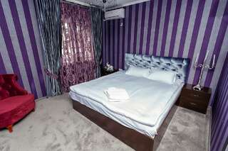 Отель Mardin Room Hotel Первомайский Двухместный номер с 1 кроватью и собственной ванной комнатой-1